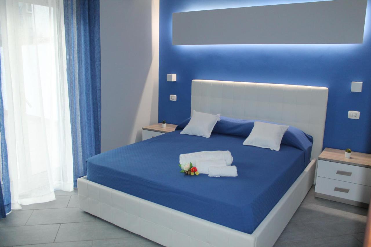 Apartments " Le Ginestre" Acireale Buitenkant foto