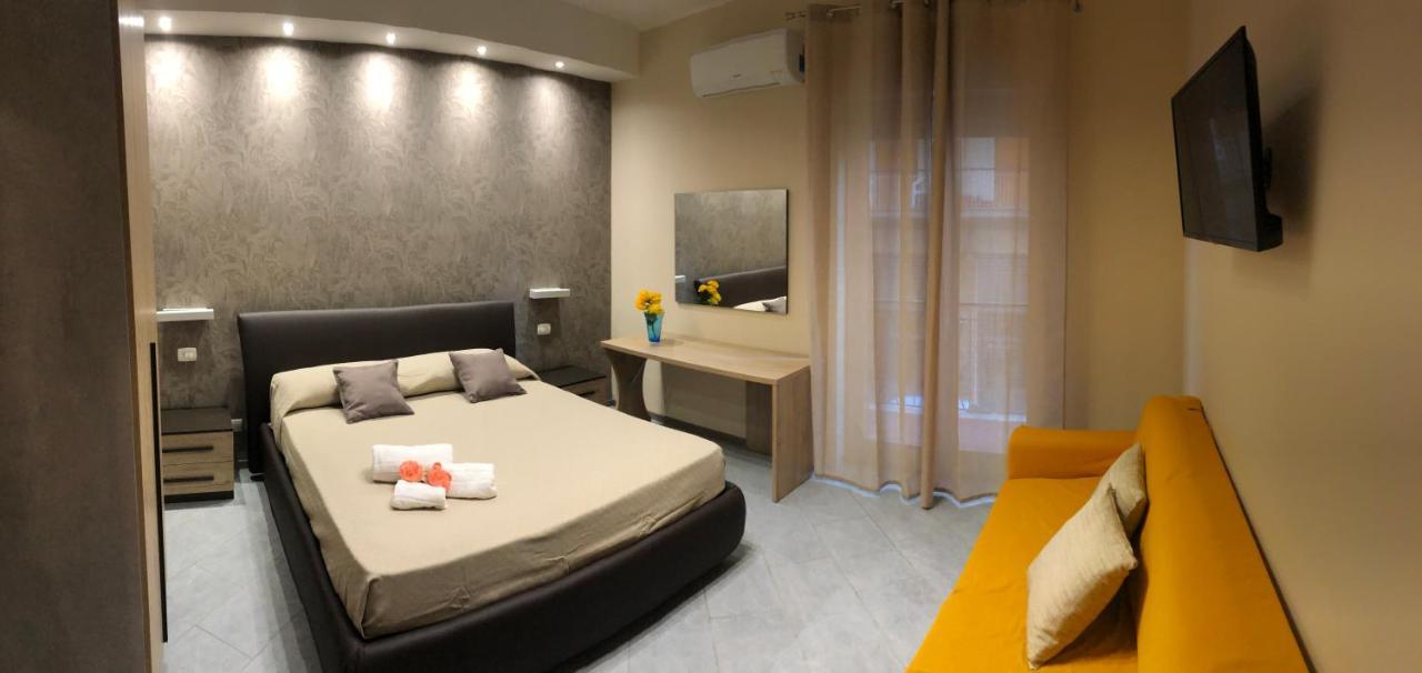 Apartments " Le Ginestre" Acireale Buitenkant foto