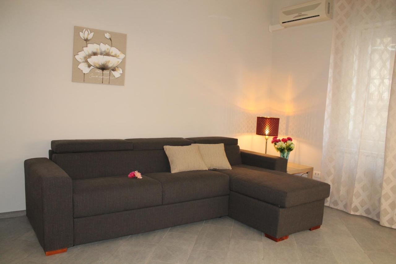 Apartments " Le Ginestre" Acireale Buitenkant foto